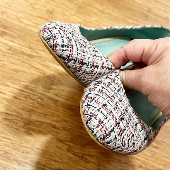 LAB by A.G. tweed chunky heels (gray, white, blue, red). Made in Spain. Size 9.5 - Picture 5 of 14